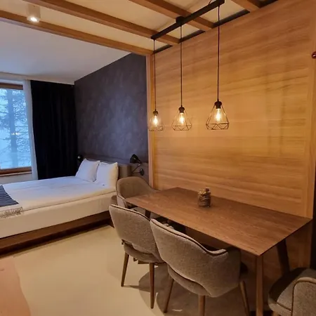 Woodside Centar Appartement *