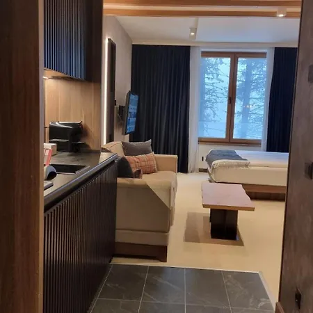 Apartment Woodside Centar *